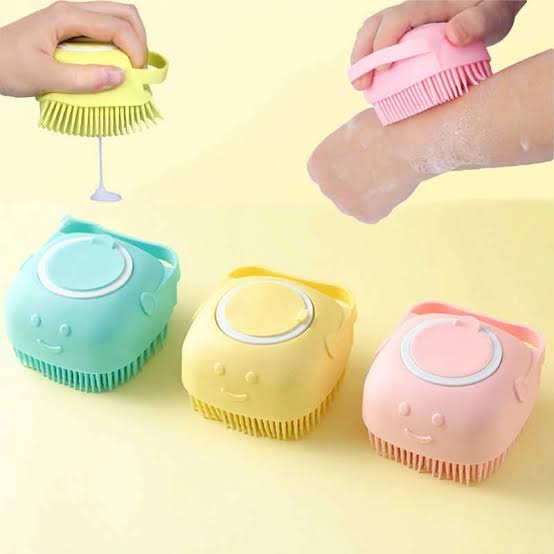 Mini Bath Brush With Box (Random Color)